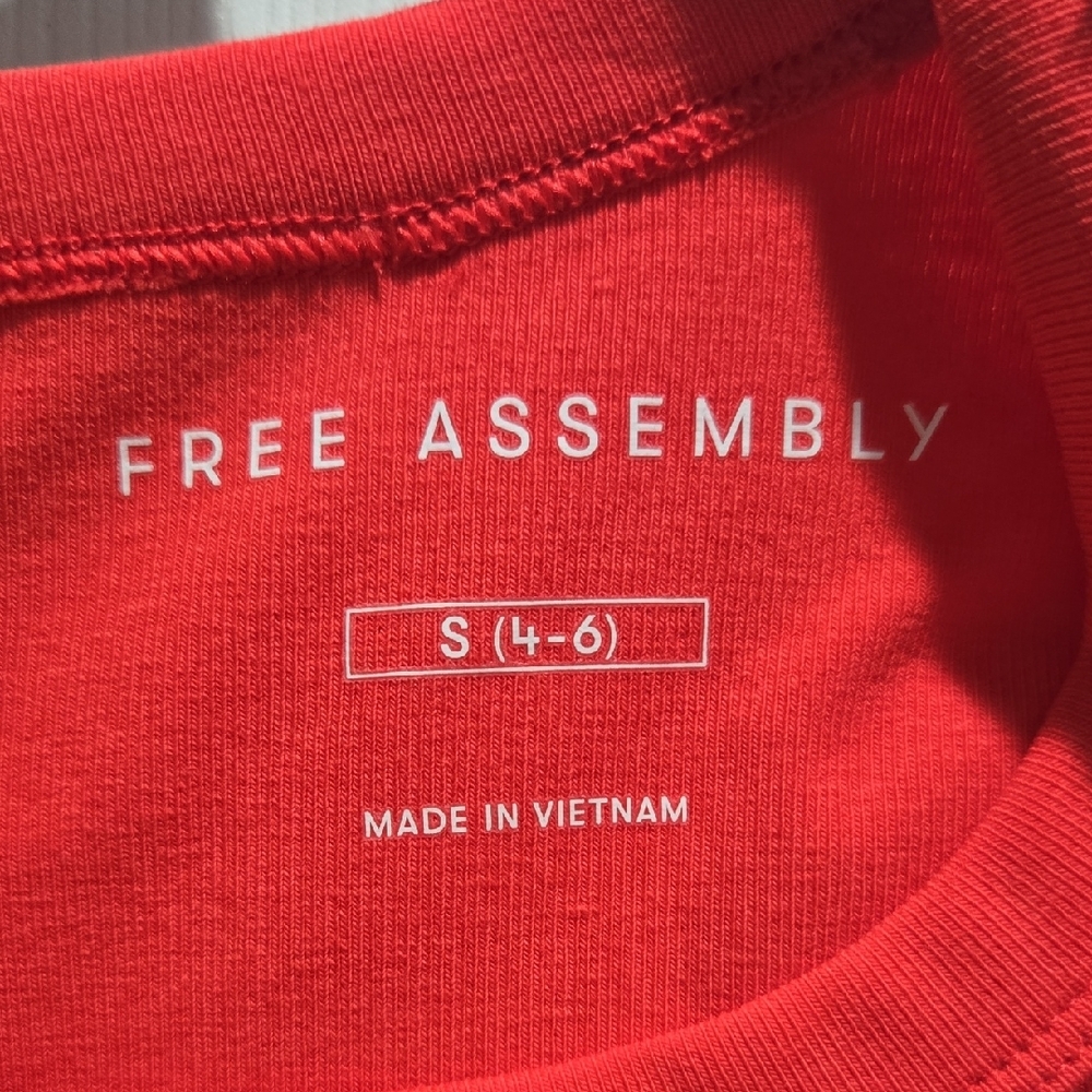 Vibrant Red Short Sleeve Women's Tee - Picture 6 of 7
